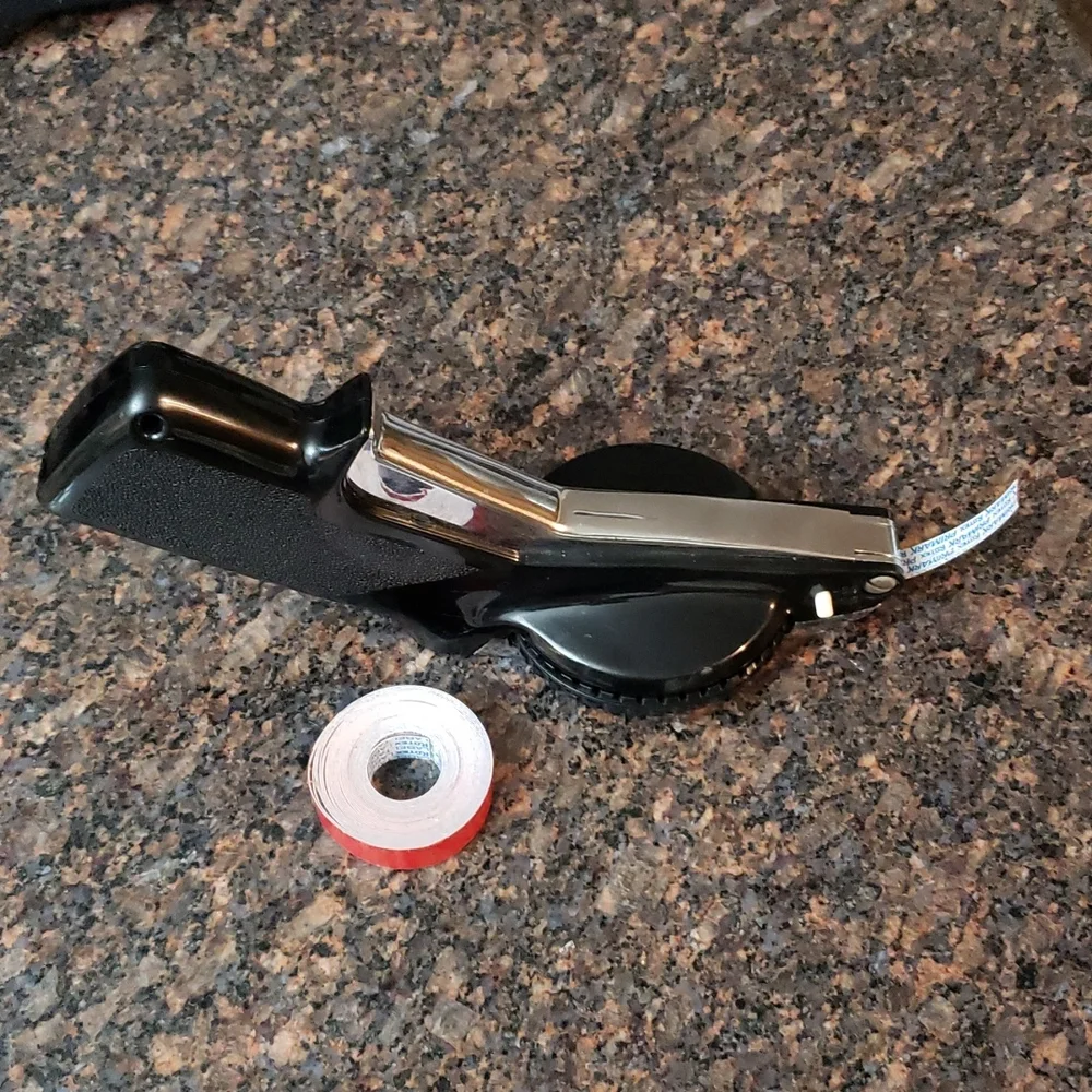 Vintage Avery Rotex 880 Handheld Label Maker With Small Roll Of Red Label Tape